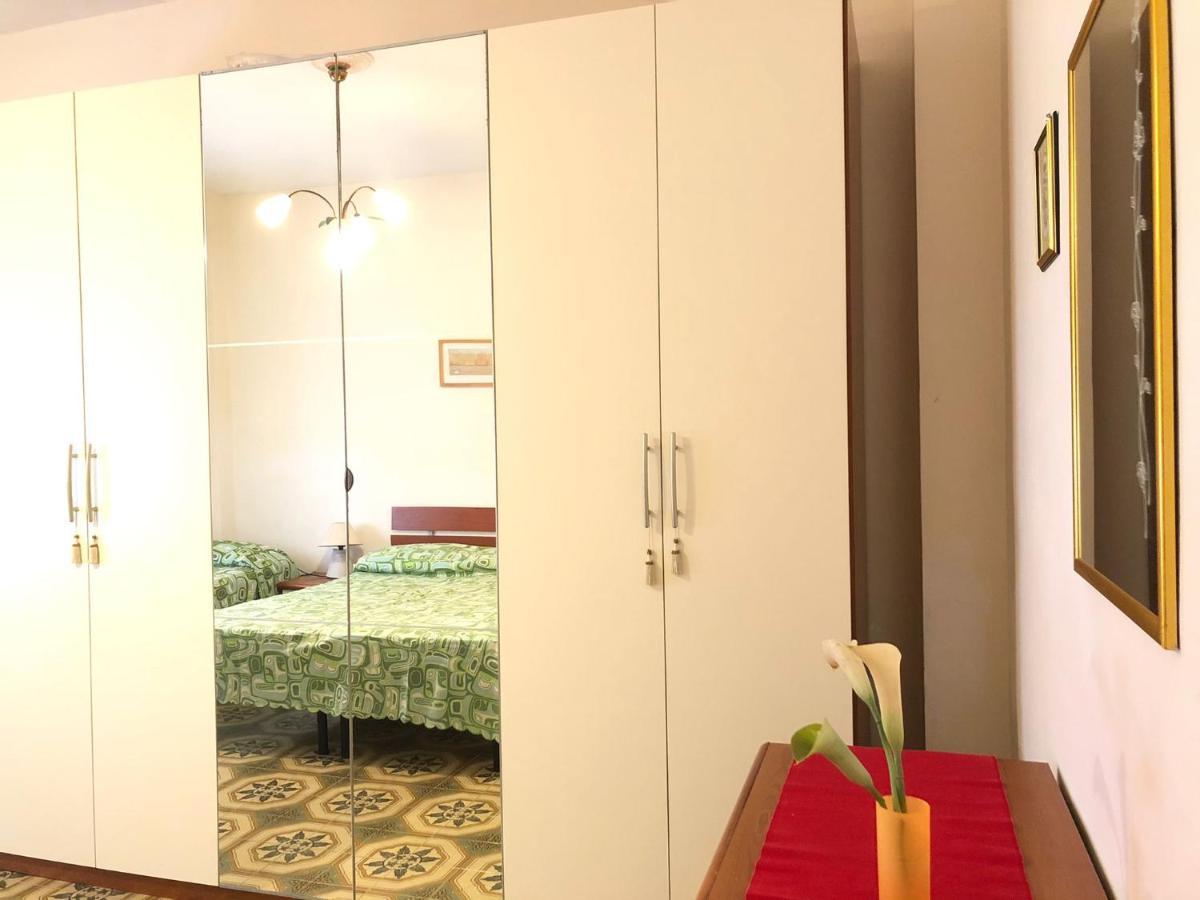 Zafira Apartment กัลลีโปลี ภายนอก รูปภาพ